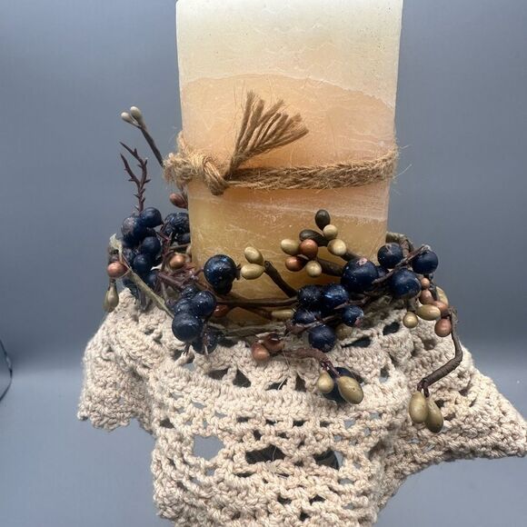 Primitive candlestick with lace dollie, 2 ceramic quail decor - Picture 3 of 15